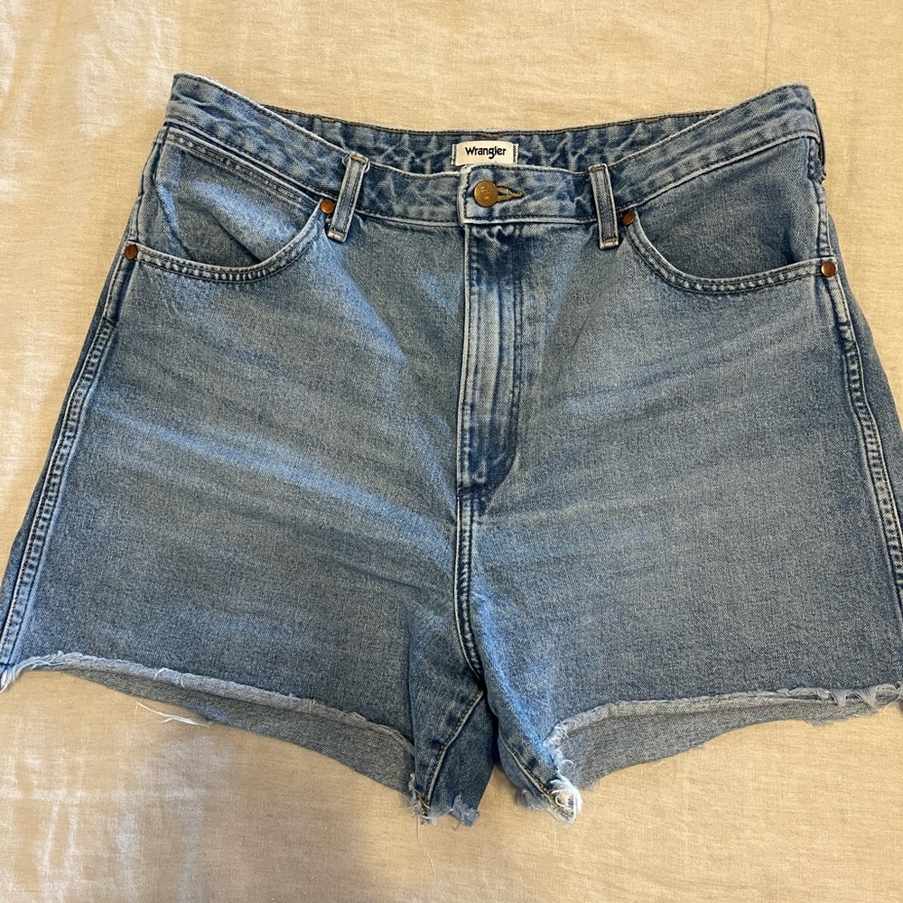 WRANGLER WOMEN'S DONNA HIGH RISE SHORTS